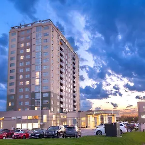 Sandman Signature Airport Hotel Toronto