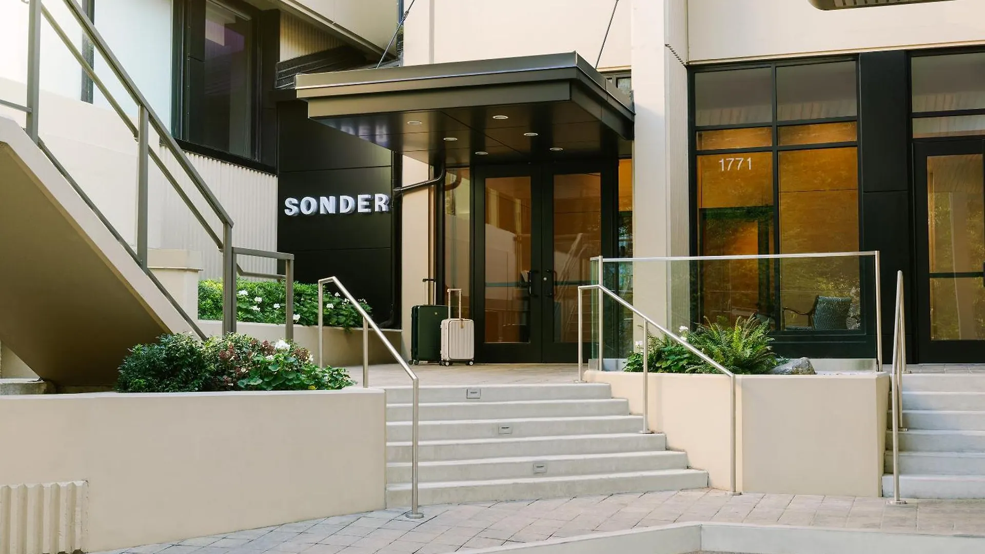 Sonder At Revival Aparthotel Vancouver