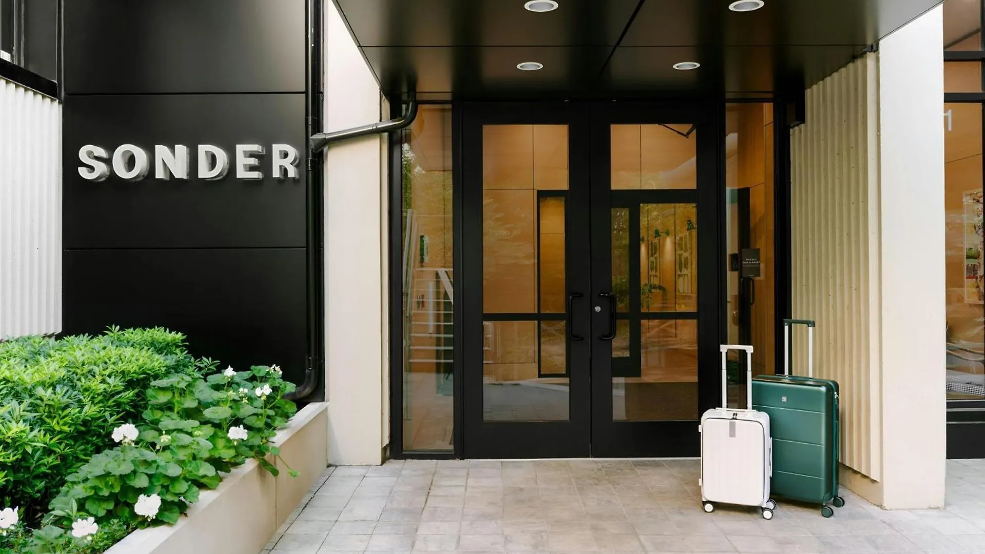Sonder By Marriott Bonvoy Revival Apartments English Bay Vancouver