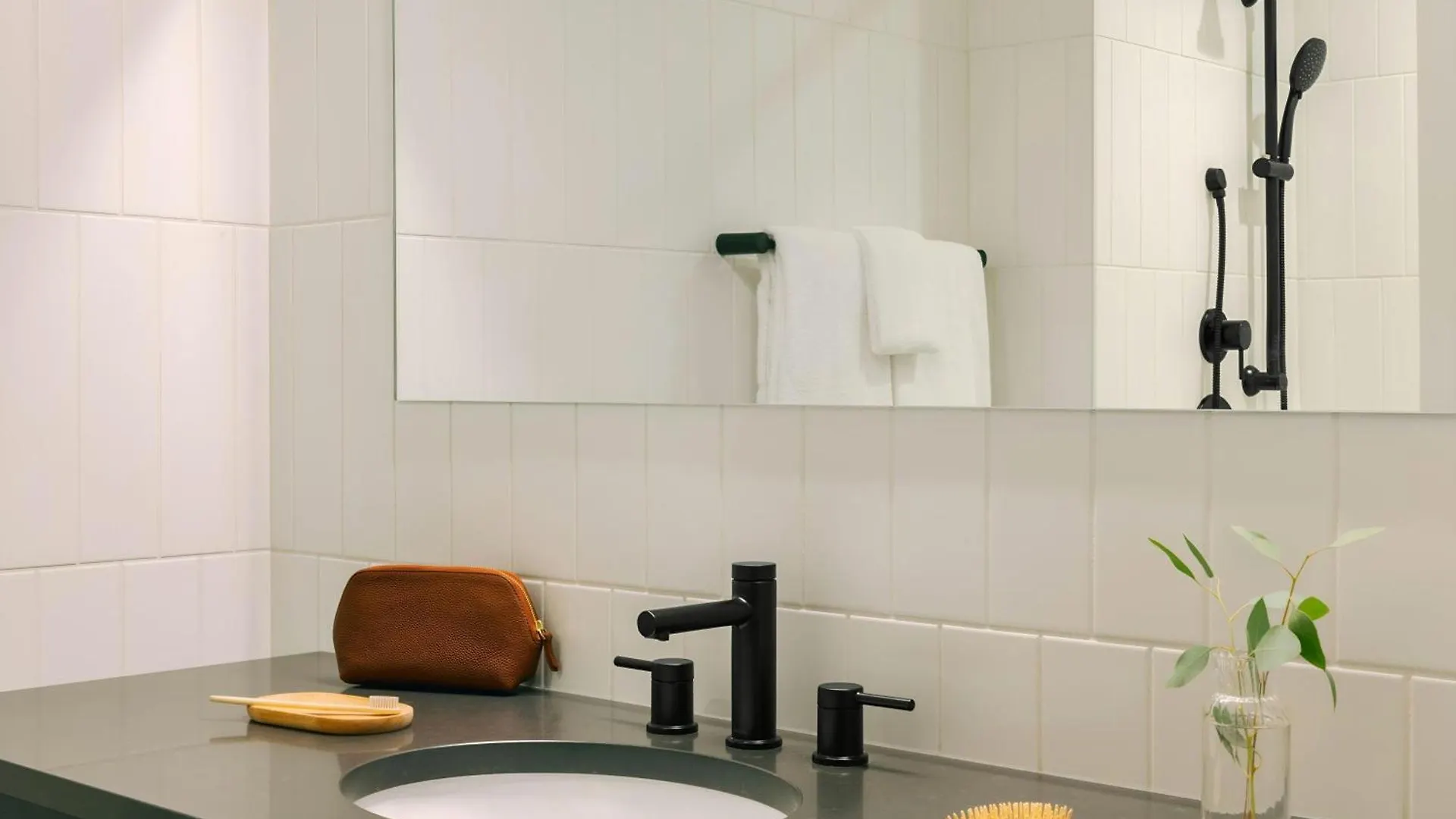 **** Apart-hotel Sonder By Marriott Bonvoy Revival Apartments English Bay Vancouver Canadá